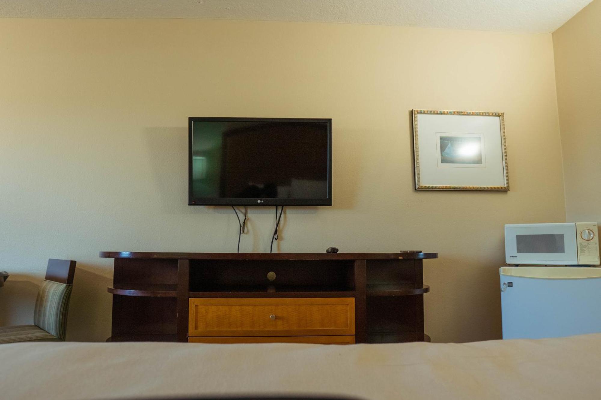 Serena Inn Citrus Ridge 외부 사진